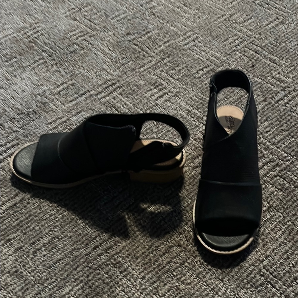 Stylish Black Sandals